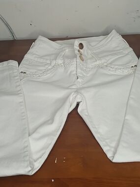 Modern Woman Butt-Lifting Pants — Size 7